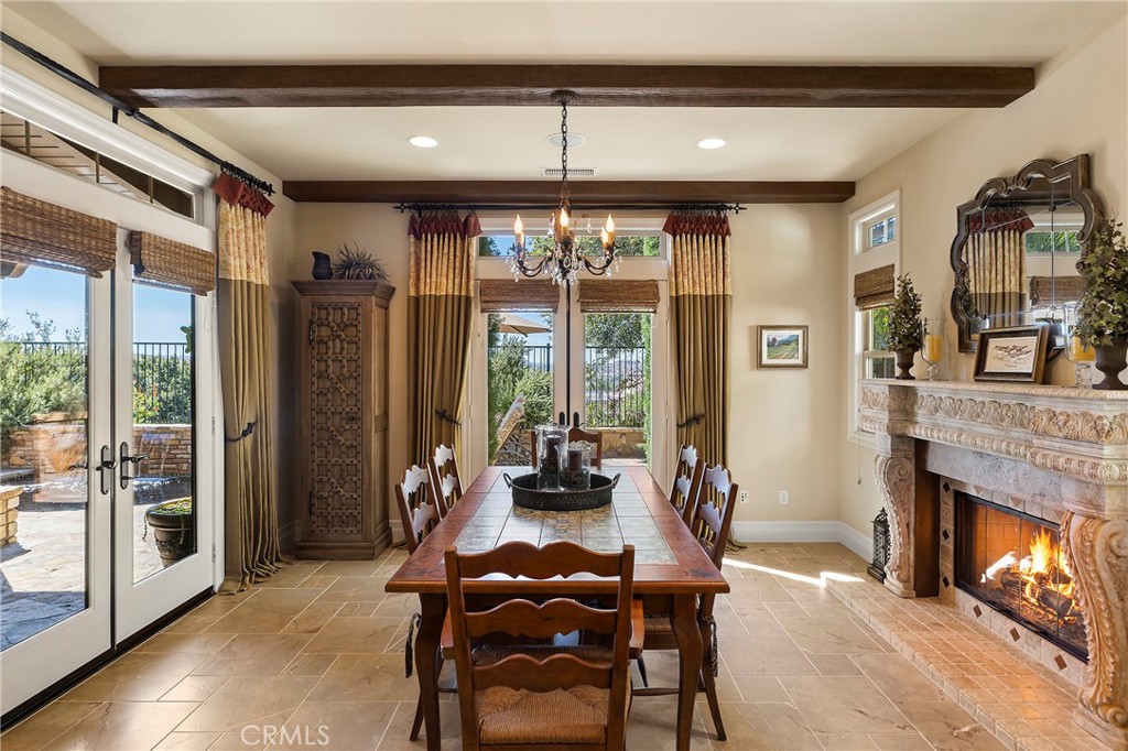 9 Sandalo Court Property Photo 27