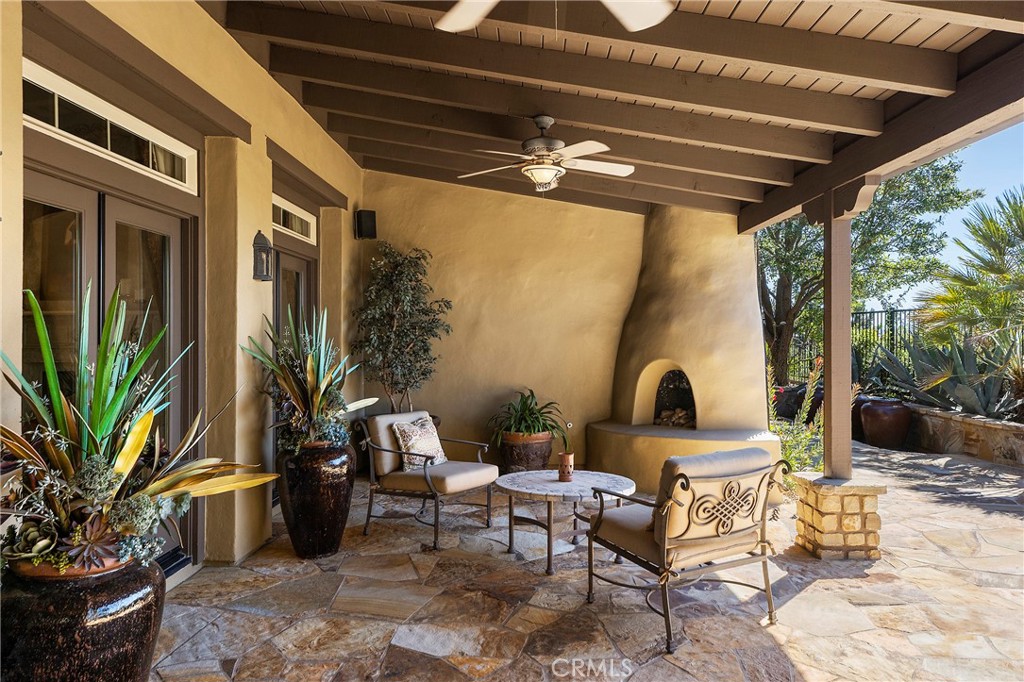9 Sandalo Court Property Photo 46