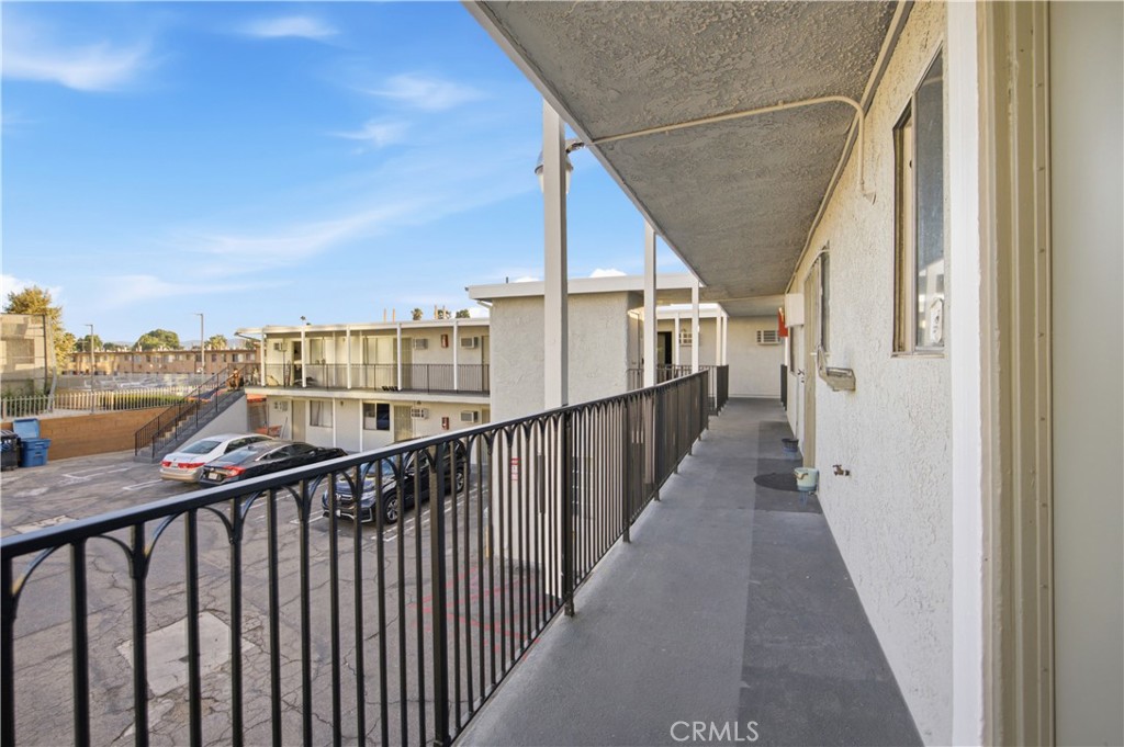 14542 Saticoy Property Photo 8
