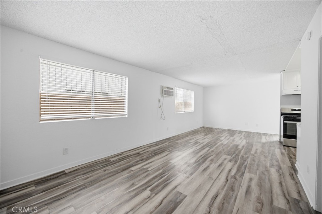 14542 Saticoy Property Photo 12