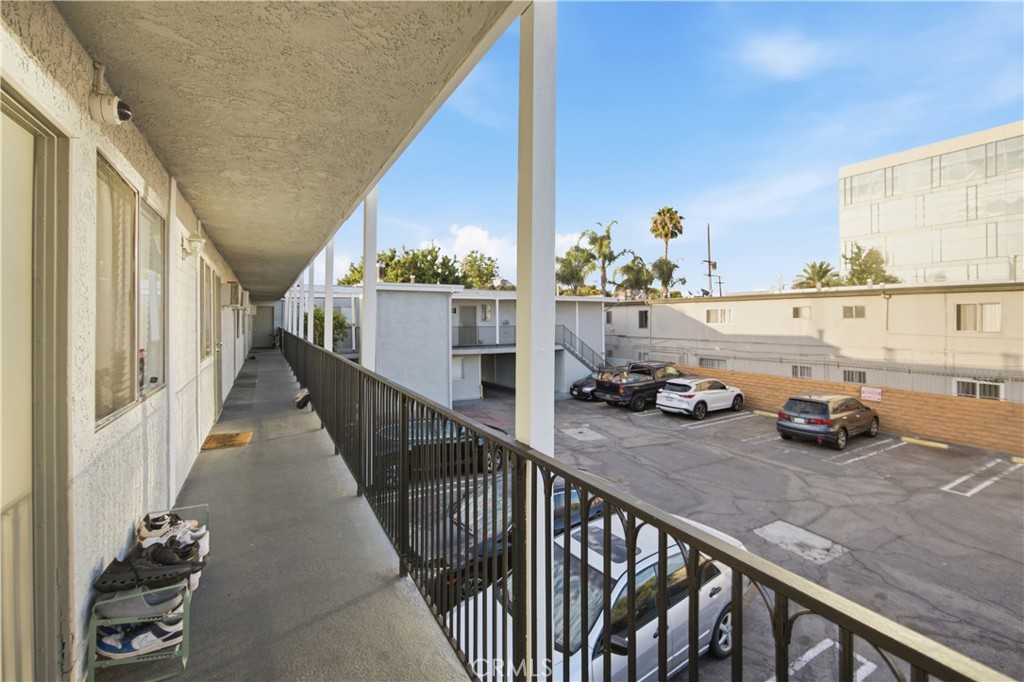 14542 Saticoy Property Photo 13