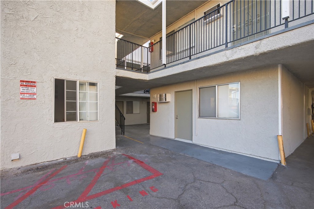 14542 Saticoy Property Photo 14