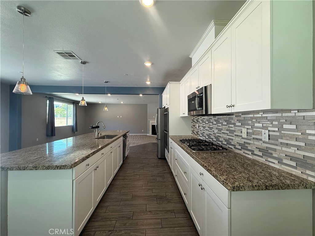 26055 Plumcot Property Photo 4