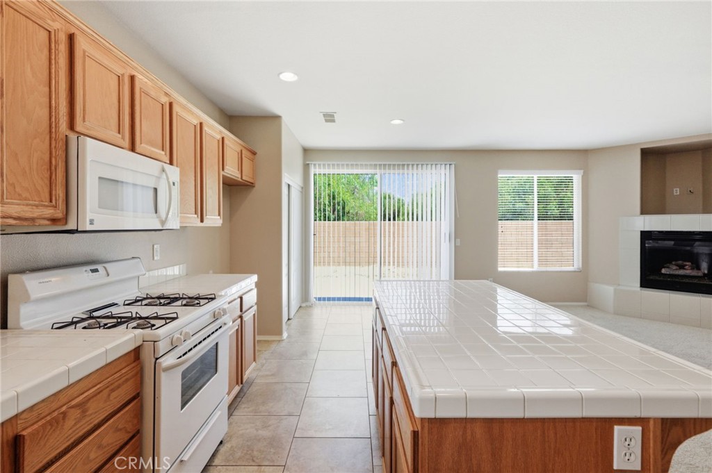 231 Spinnaker Property Photo 2