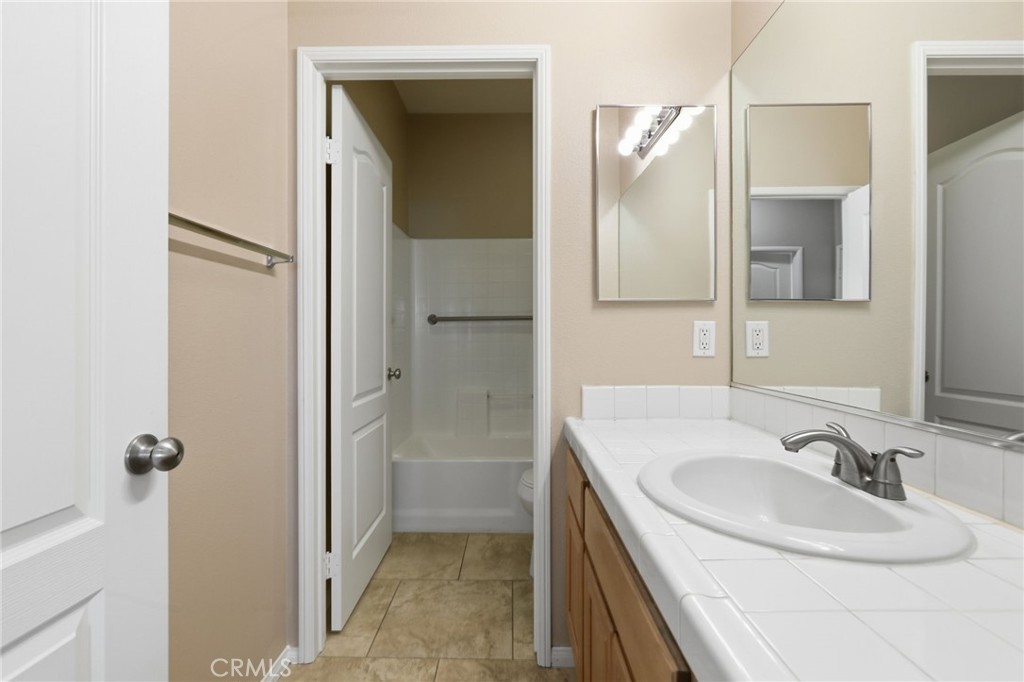 231 Spinnaker Property Photo 8