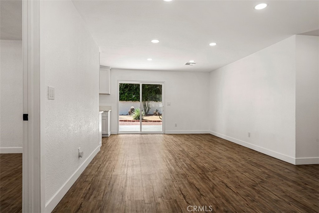 9571 Brookline Property Photo 13