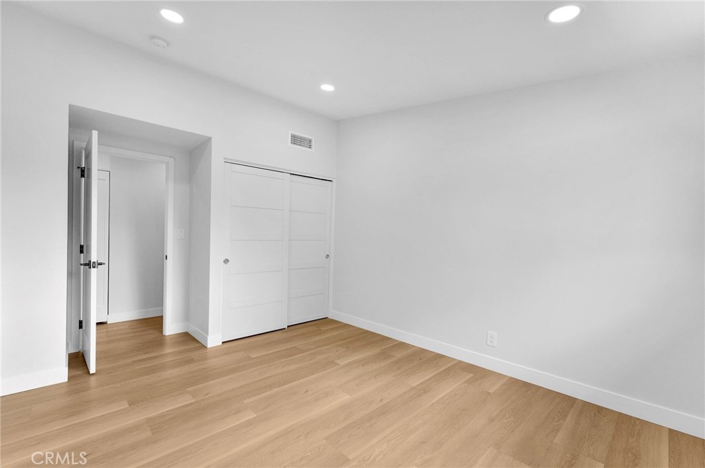 3064 Gibraltar Property Photo 28