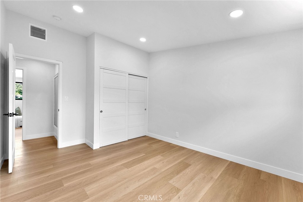 3064 Gibraltar Property Photo 31