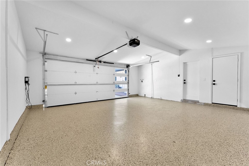 3064 Gibraltar Property Photo 44