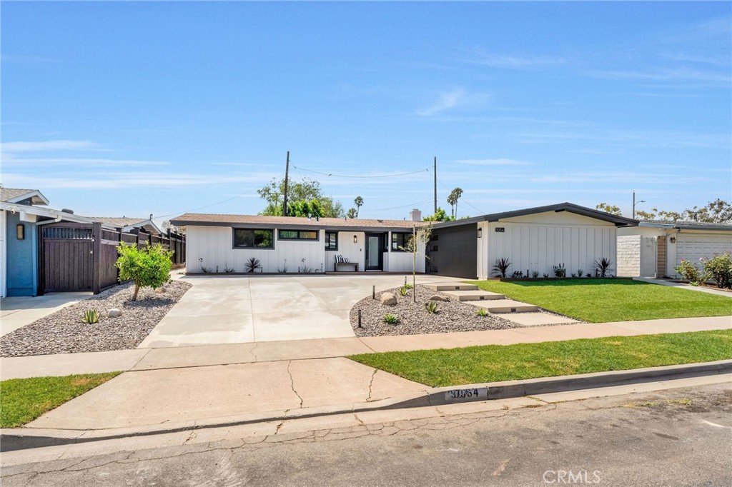 3064 Gibraltar Property Photo 52