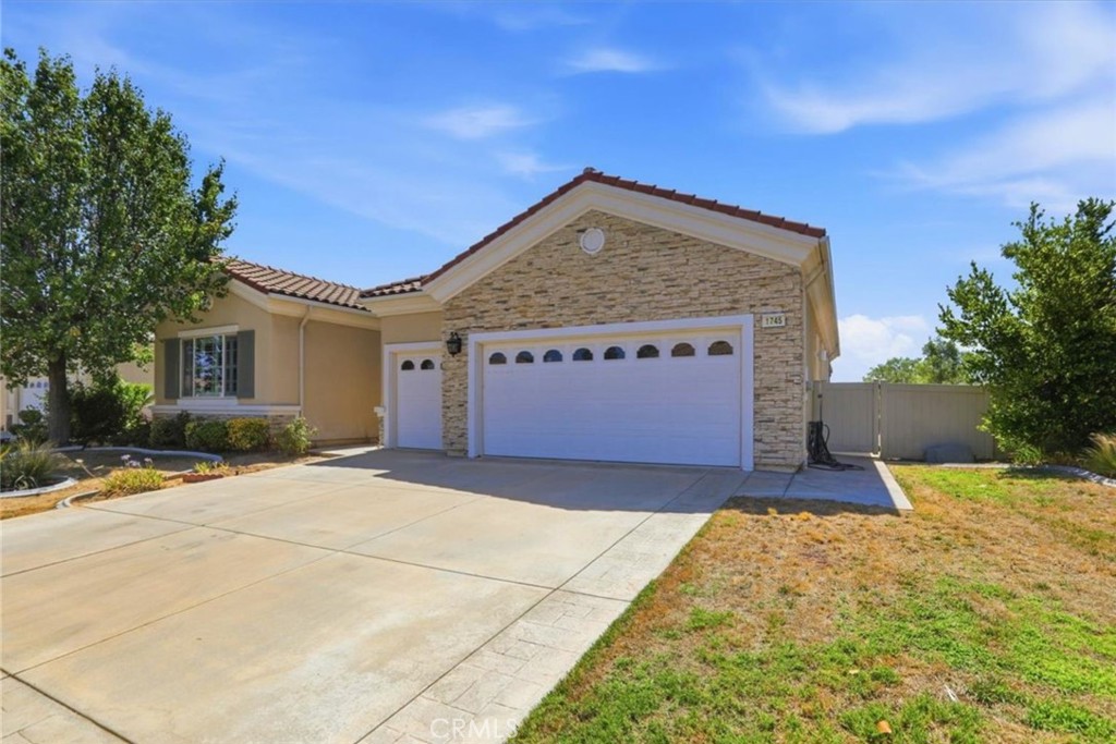 1745 Desert Almond Property Photo 26