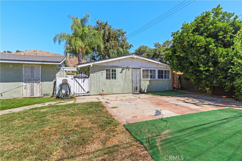 2262 Academy Property Photo 20