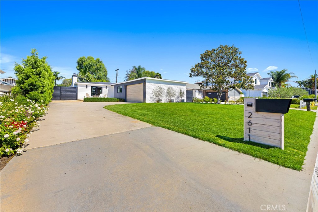 2611 Westminster Property Photo 2