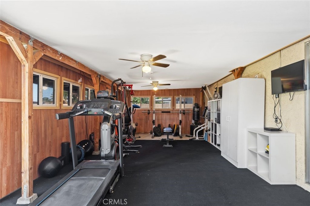 8702 Davmor Property Photo 36