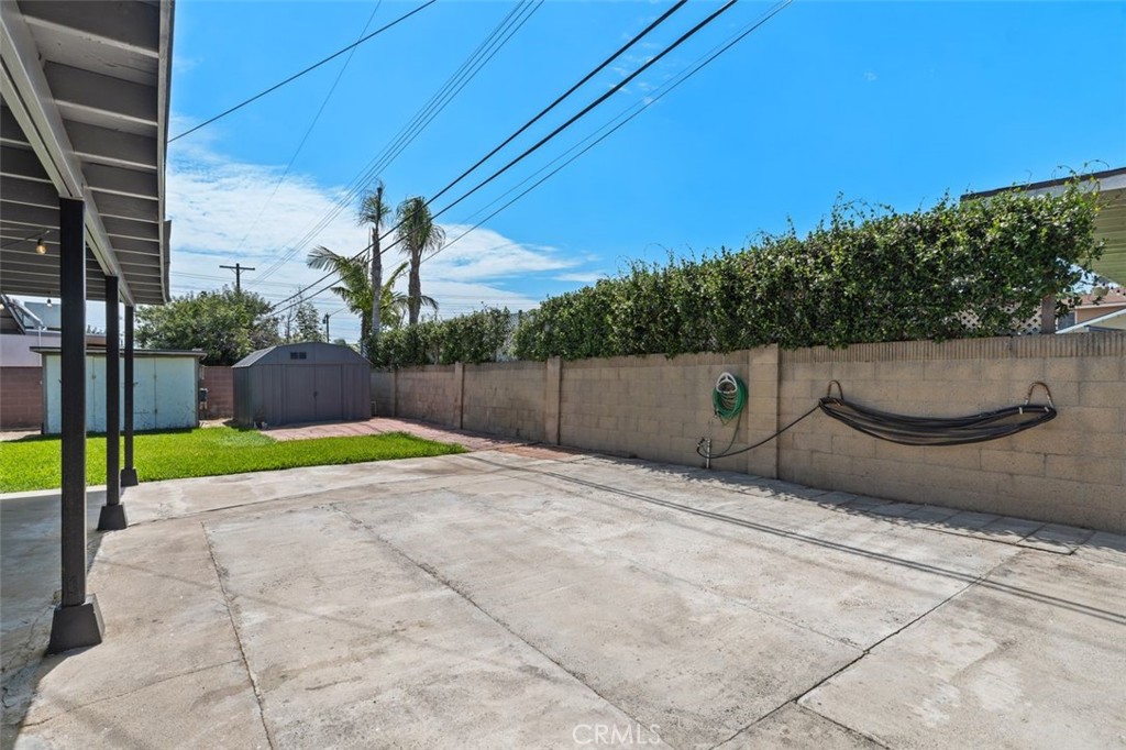 8702 Davmor Property Photo 38