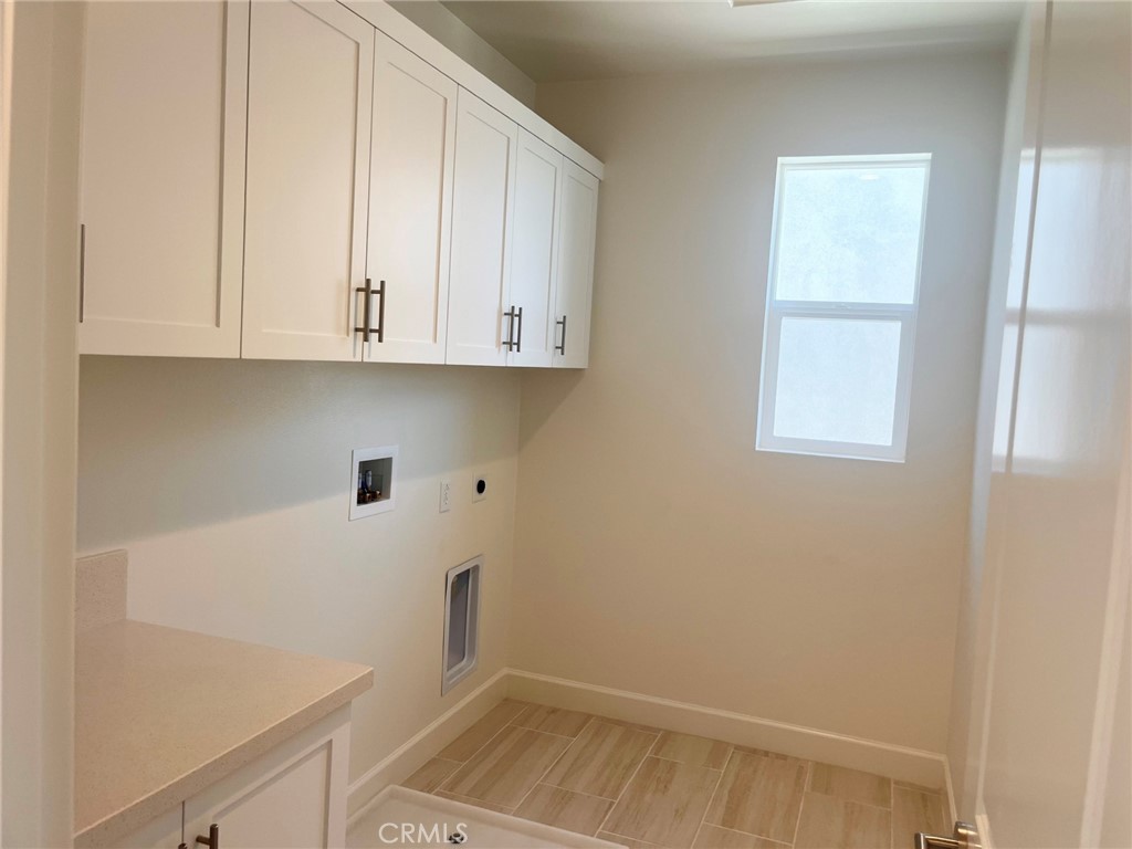 485 Tracy Place Property Photo 11