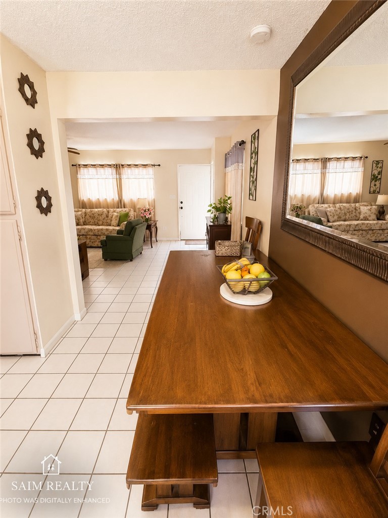 22113 22115 Seine Avenue Property Photo 13