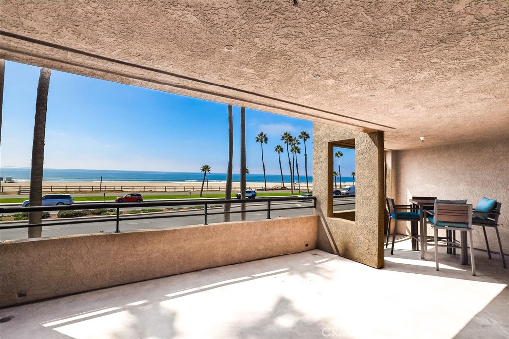 1200 Pacific Coast Highway 217 Property Photo 15