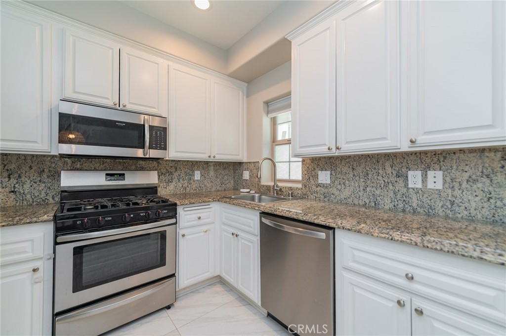 3501 Tilden Avenue 8 Property Photo 17