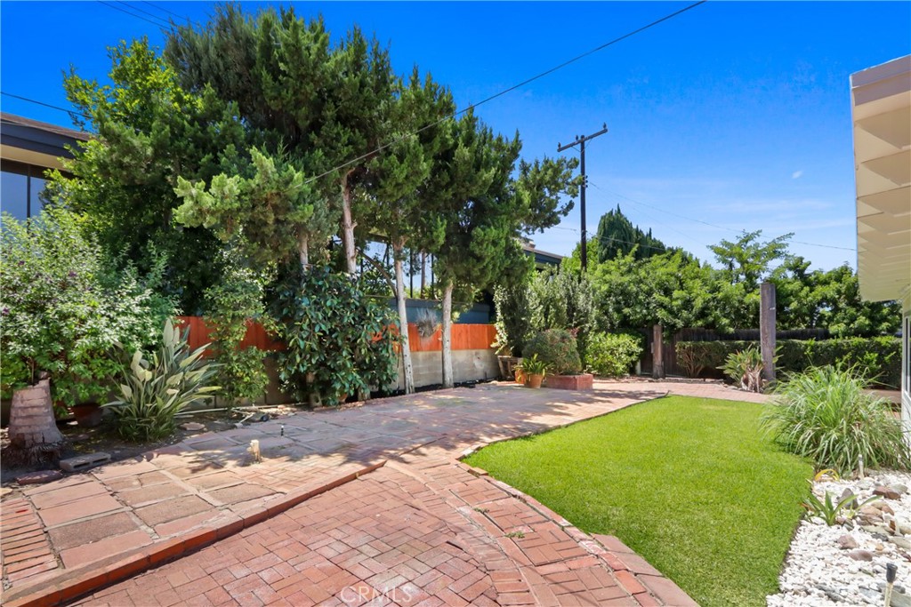 24668 Jutewood Property Photo 23