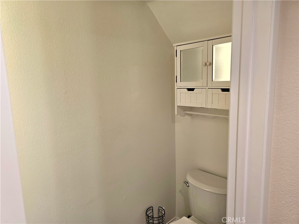 25825 Southbrook Property Photo 9