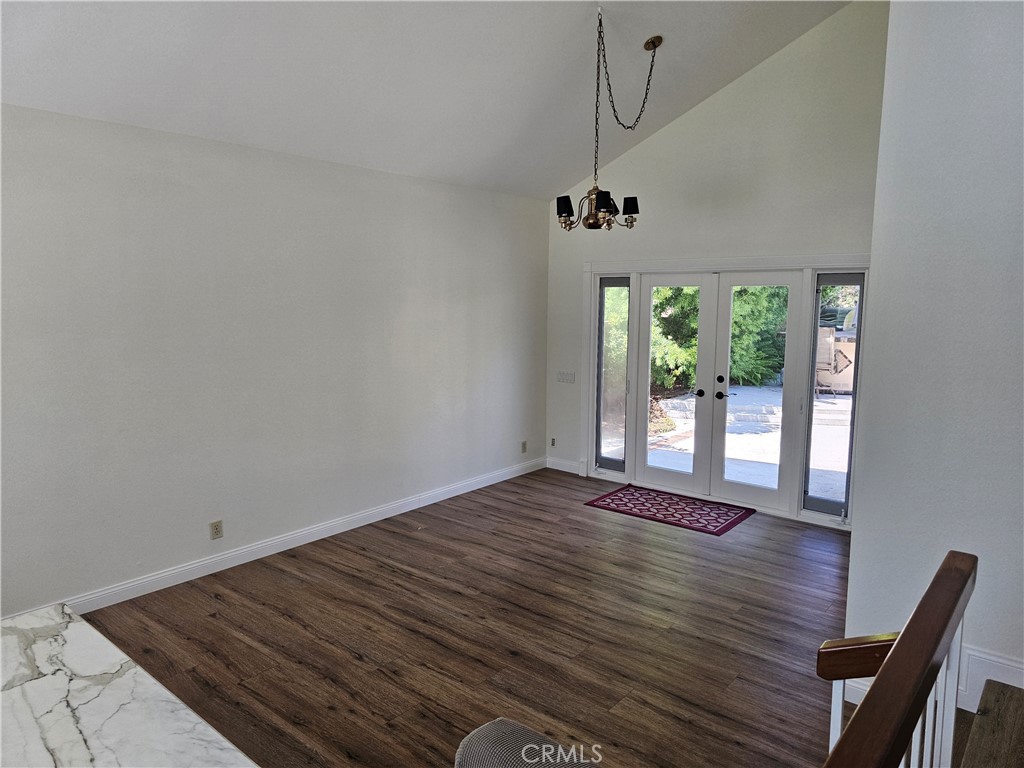 25825 Southbrook Property Photo 12