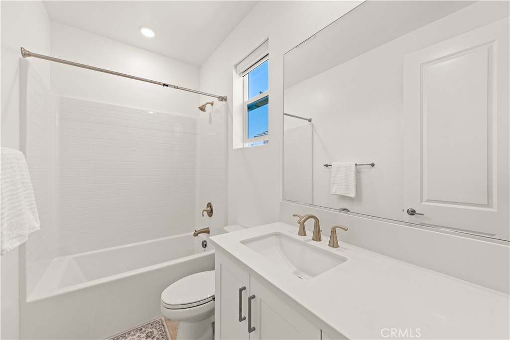 405 Clipper Property Photo 14
