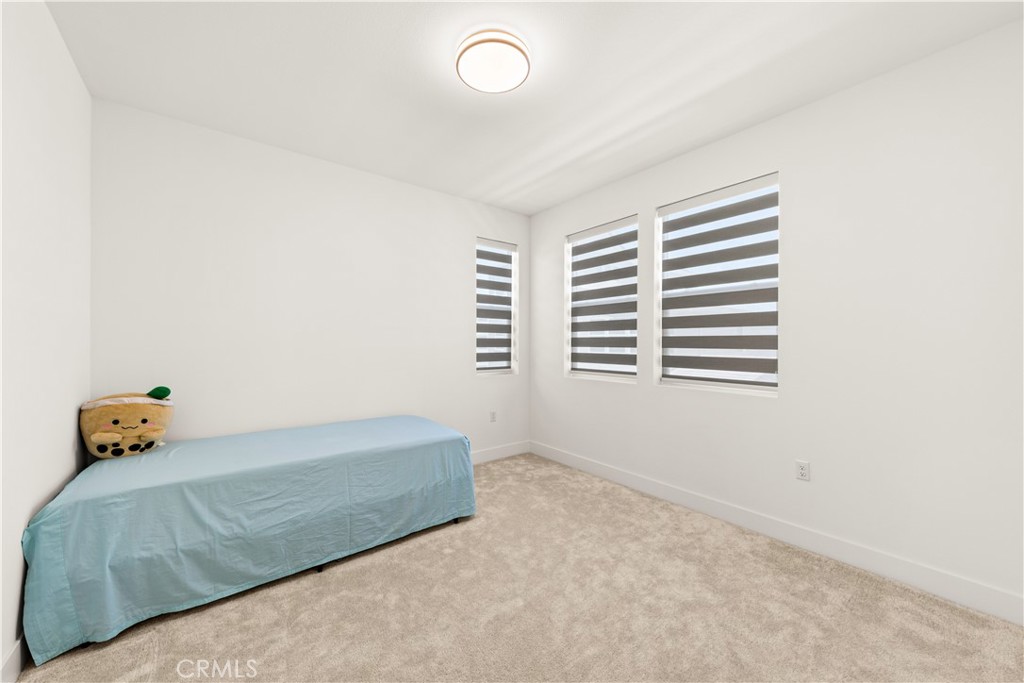 405 Clipper Property Photo 16