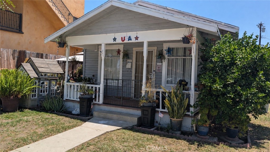 110 S Cornell Property Photo 3
