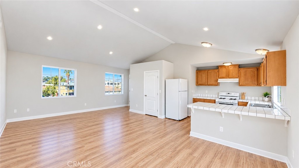 110 S Cornell Property Photo 3