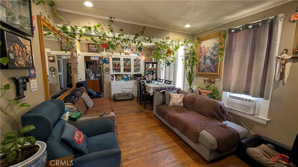110 S Cornell Property Photo 13
