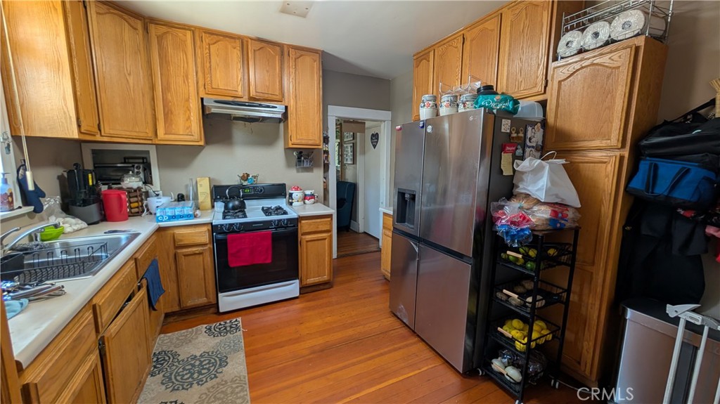110 S Cornell Property Photo 17