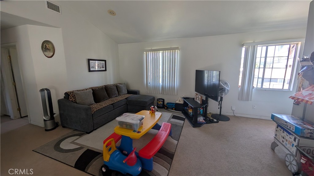 110 S Cornell Property Photo 50