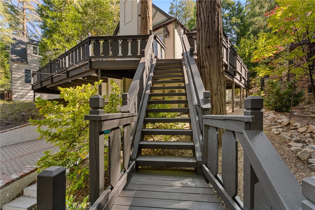 137 John Muir Property Photo 6
