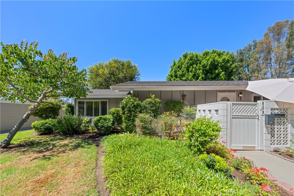 613 Avenida Sevilla B Property Photo 3