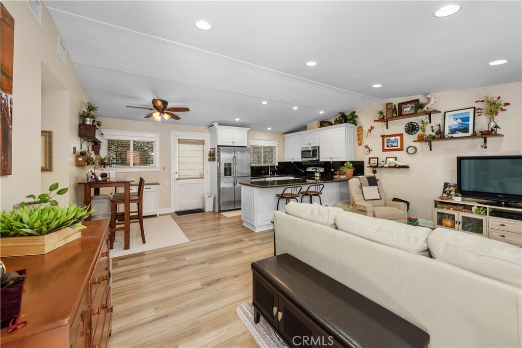 613 Avenida Sevilla B Property Photo 8
