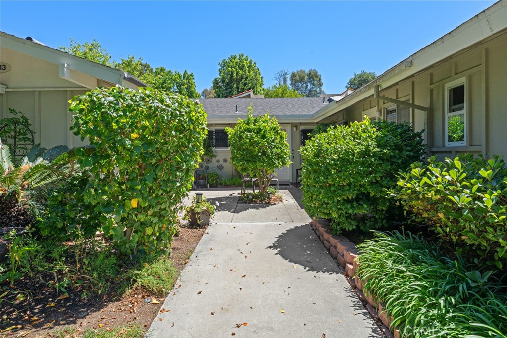 613 Avenida Sevilla B Property Photo 23