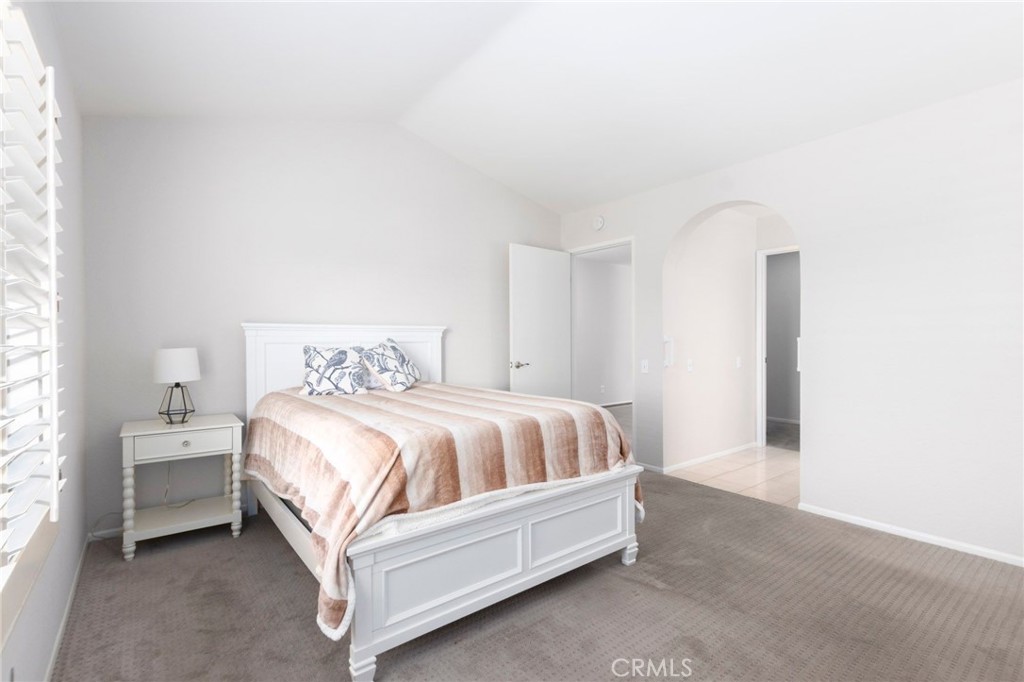 28302 Borgona Property Photo 9