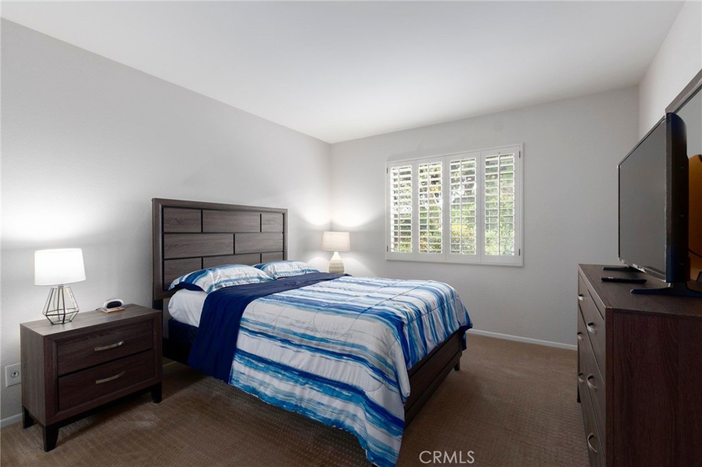 28302 Borgona Property Photo 12