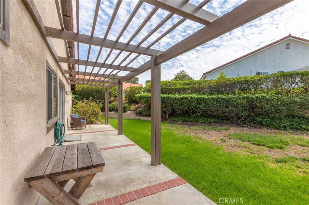 28302 Borgona Property Photo 30