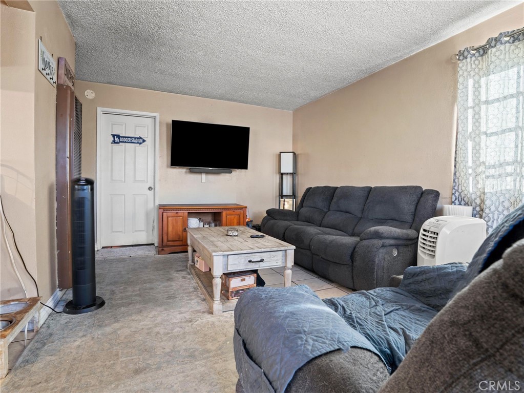 8014 1st Property Photo 5