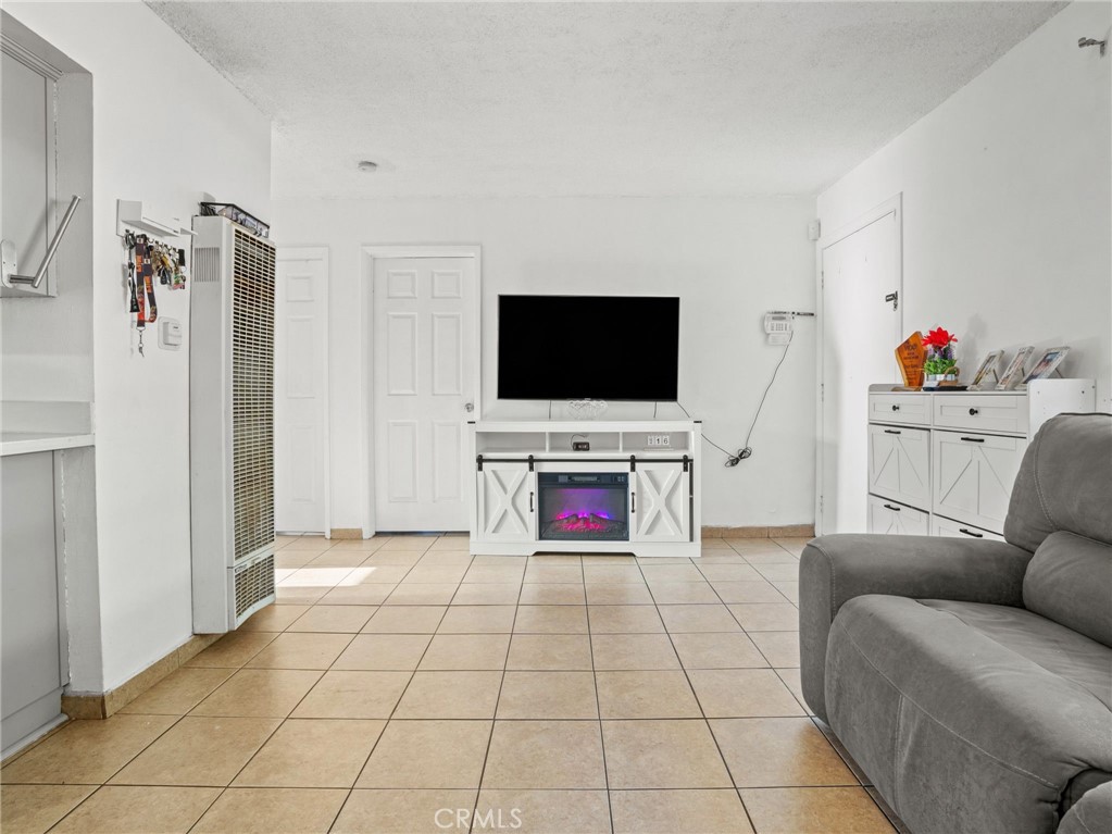 8014 1st Property Photo 18