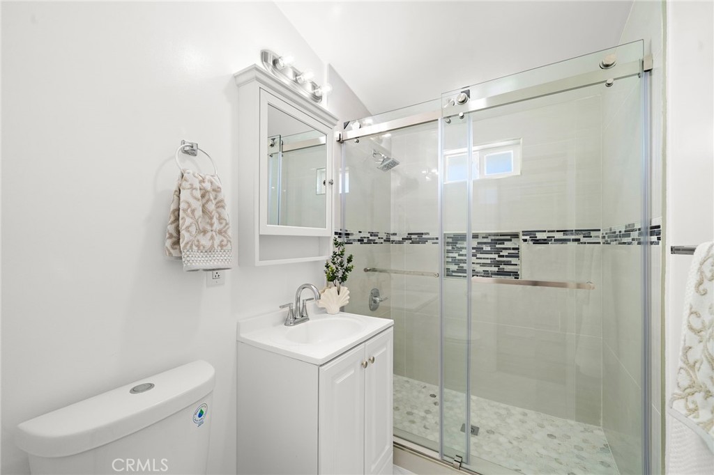 11322 Salinaz Avenue Property Photo 15