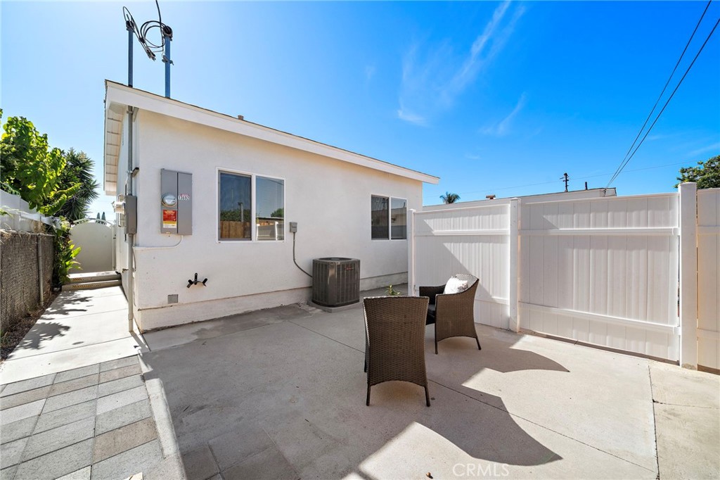 11322 Salinaz Avenue Property Photo 45