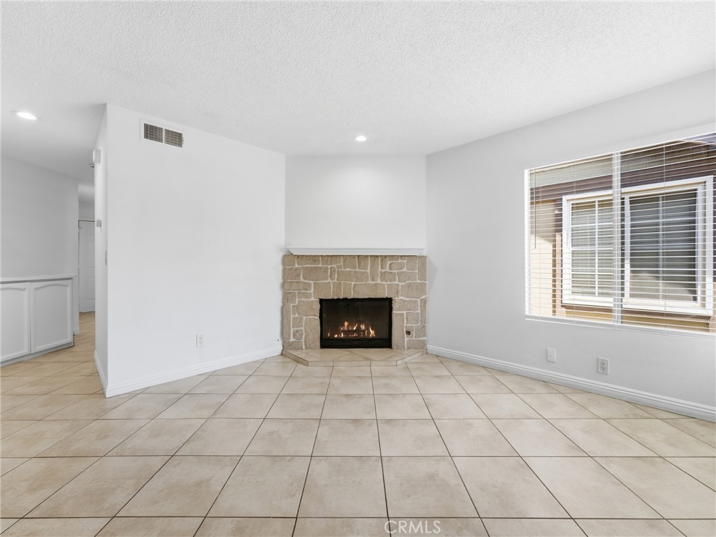 15811 Francisquito 2 Property Photo 6