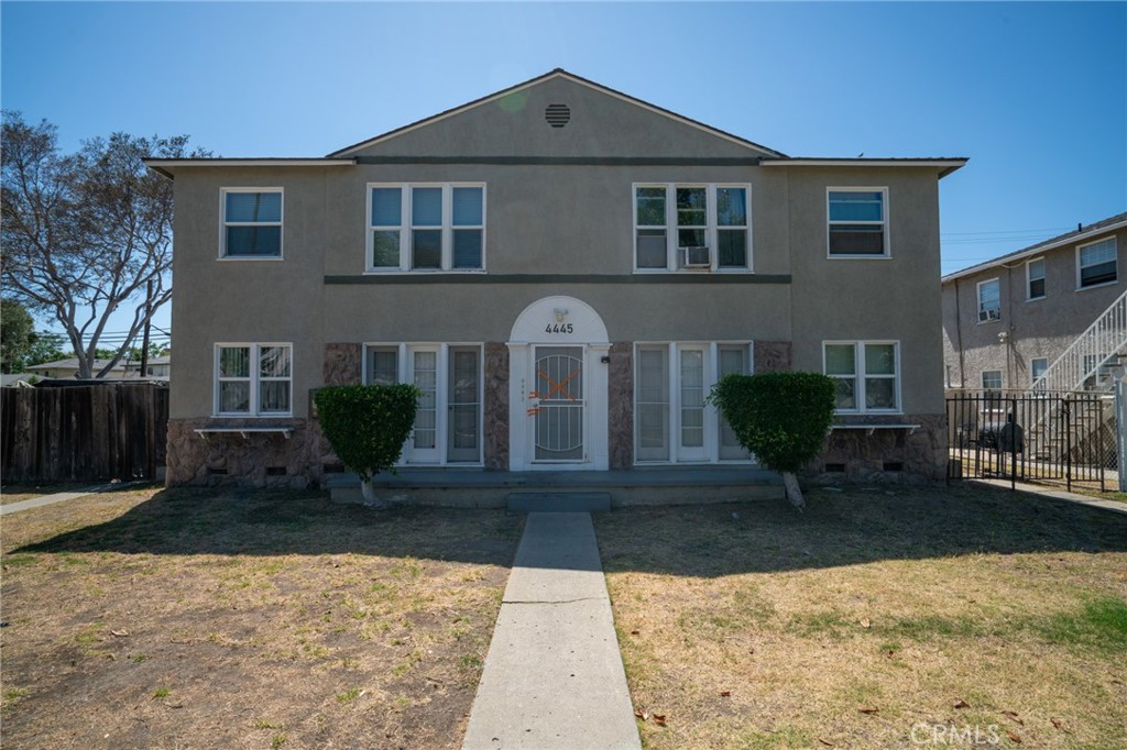 4445 Atlantic Avenue Property Photo 3