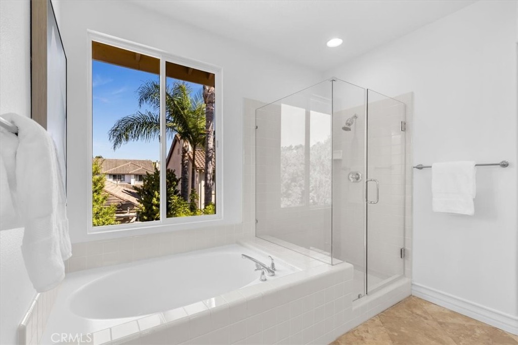 808 Carnaros Property Photo 27