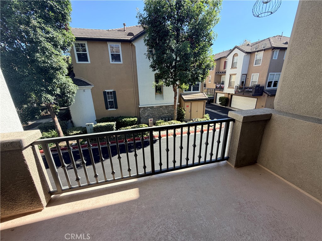 23 Tulare Property Photo 10