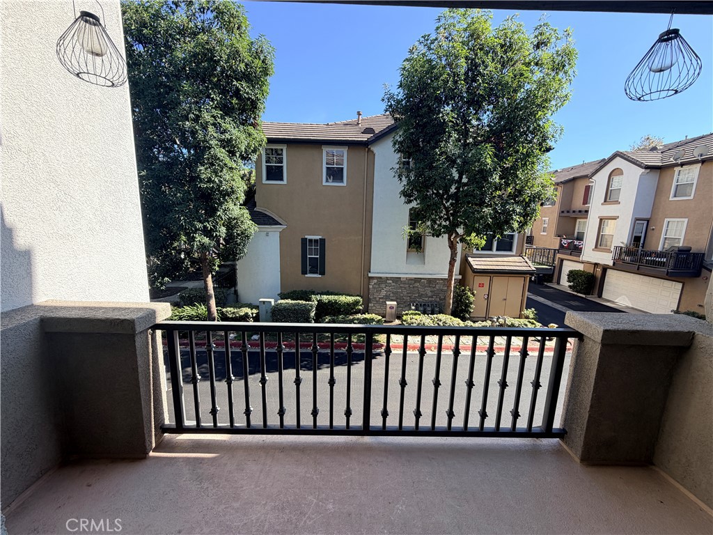 23 Tulare Property Photo 11