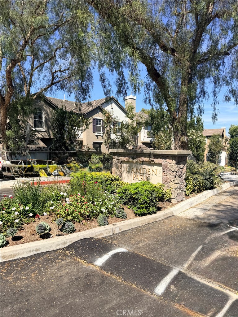 23 Tulare Property Photo 25